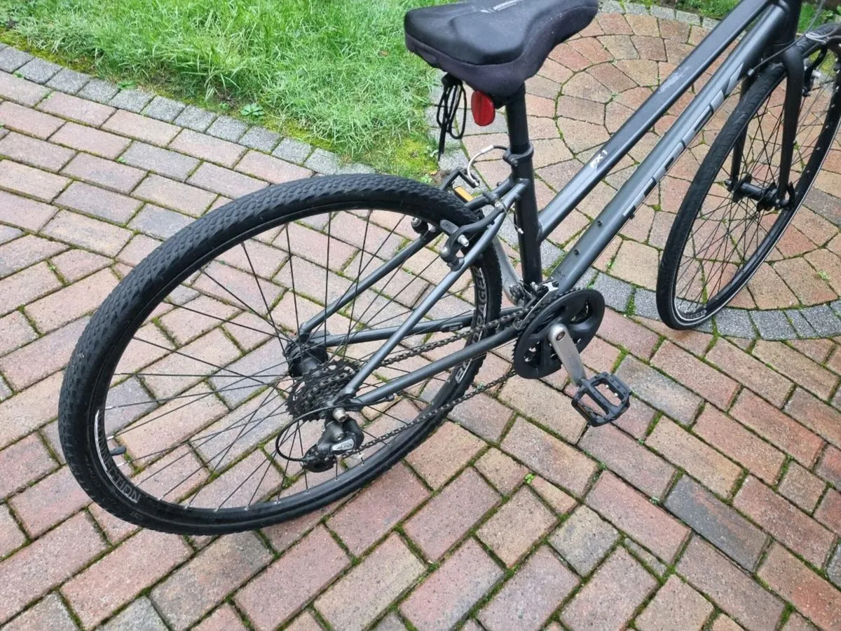 Womens trek bike - Image 3