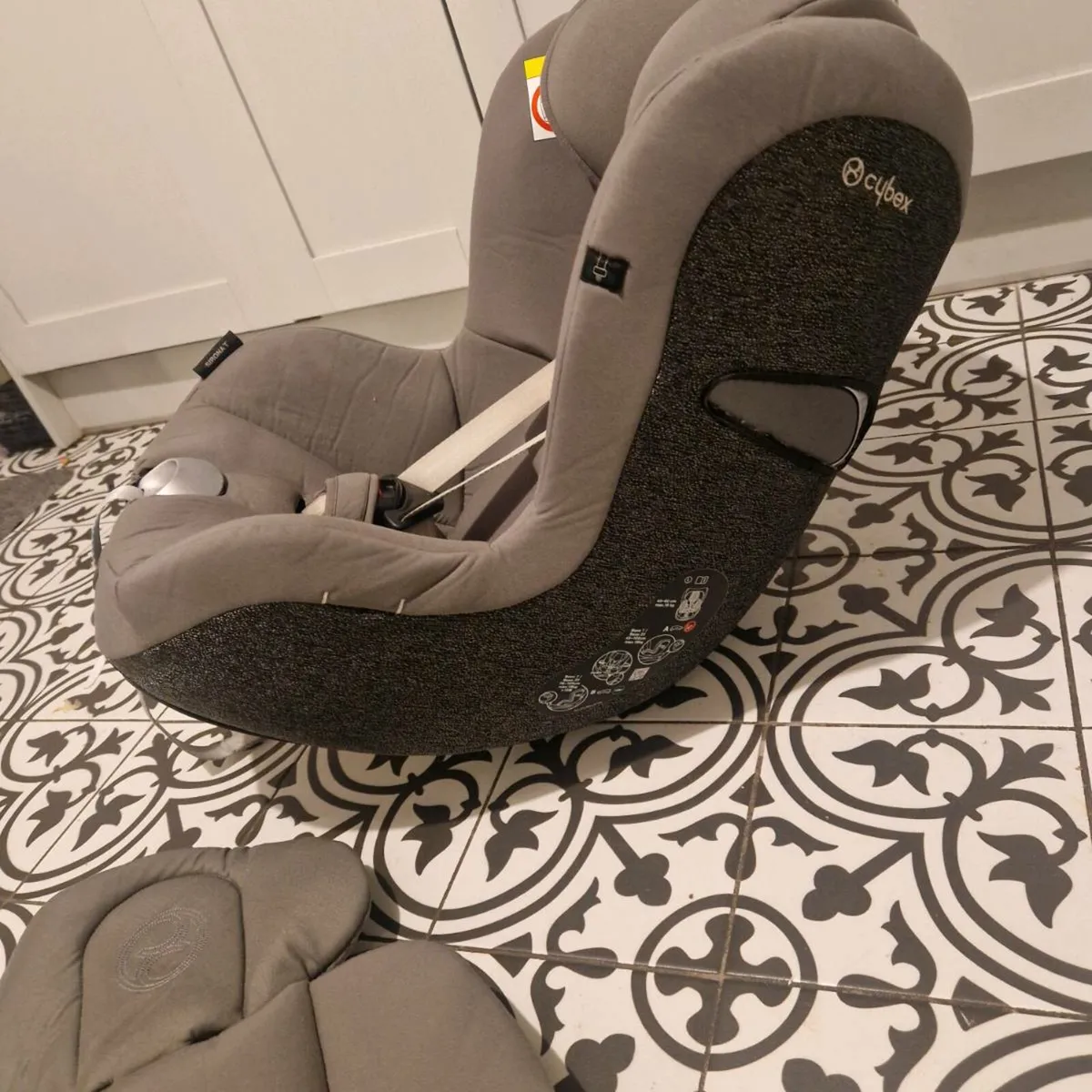 Sirona T car seat - Image 3