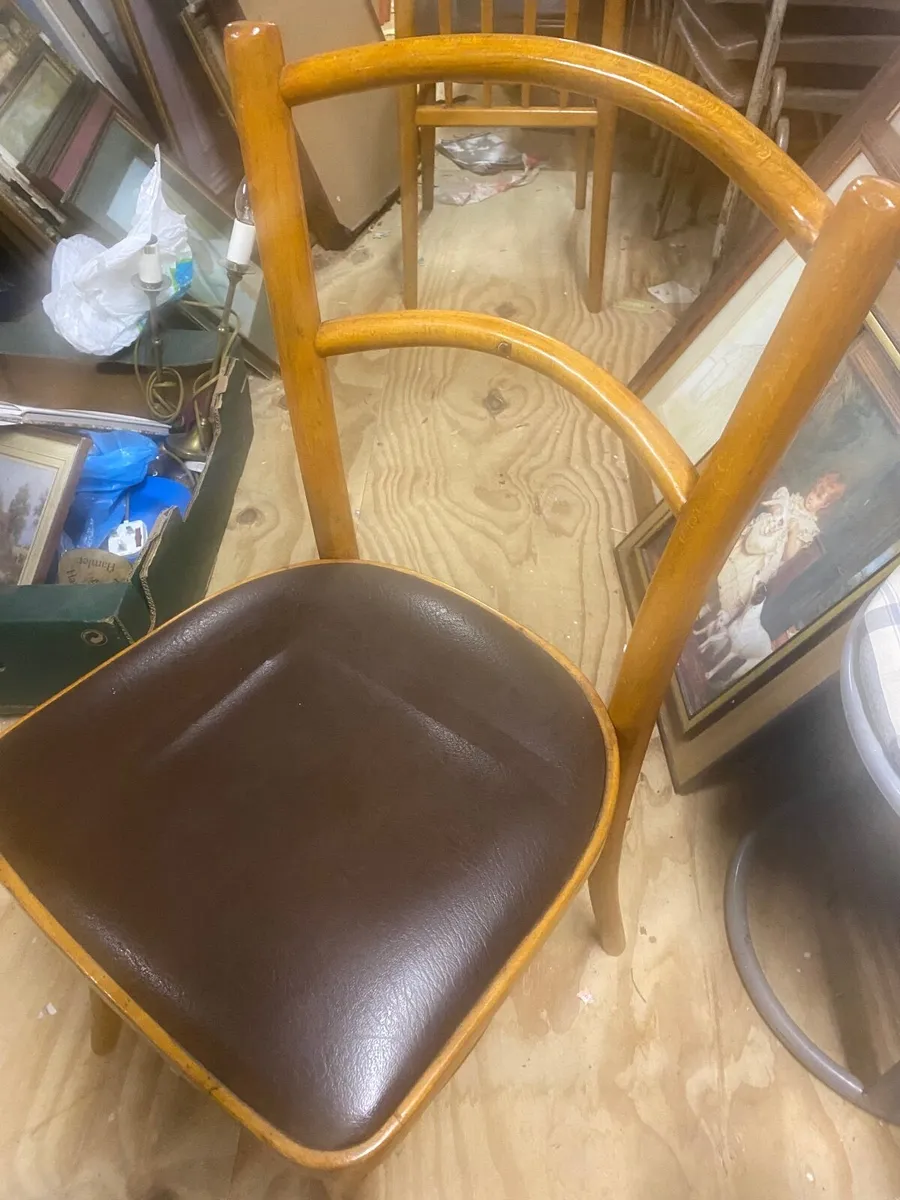 Vintage chair - Image 2