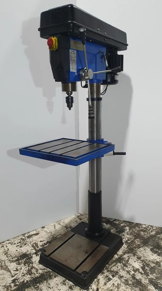 PILLAR DRILL HEAVY DUTY 1500W 12 SPEED  FLOOR ST - Image 1