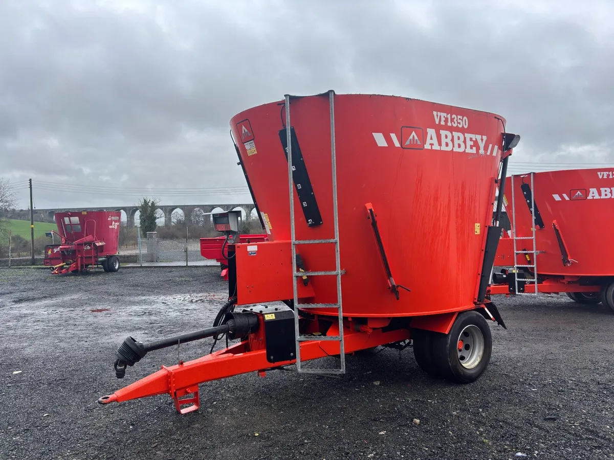 2020 Abbey VF1350 rear doors - Image 1