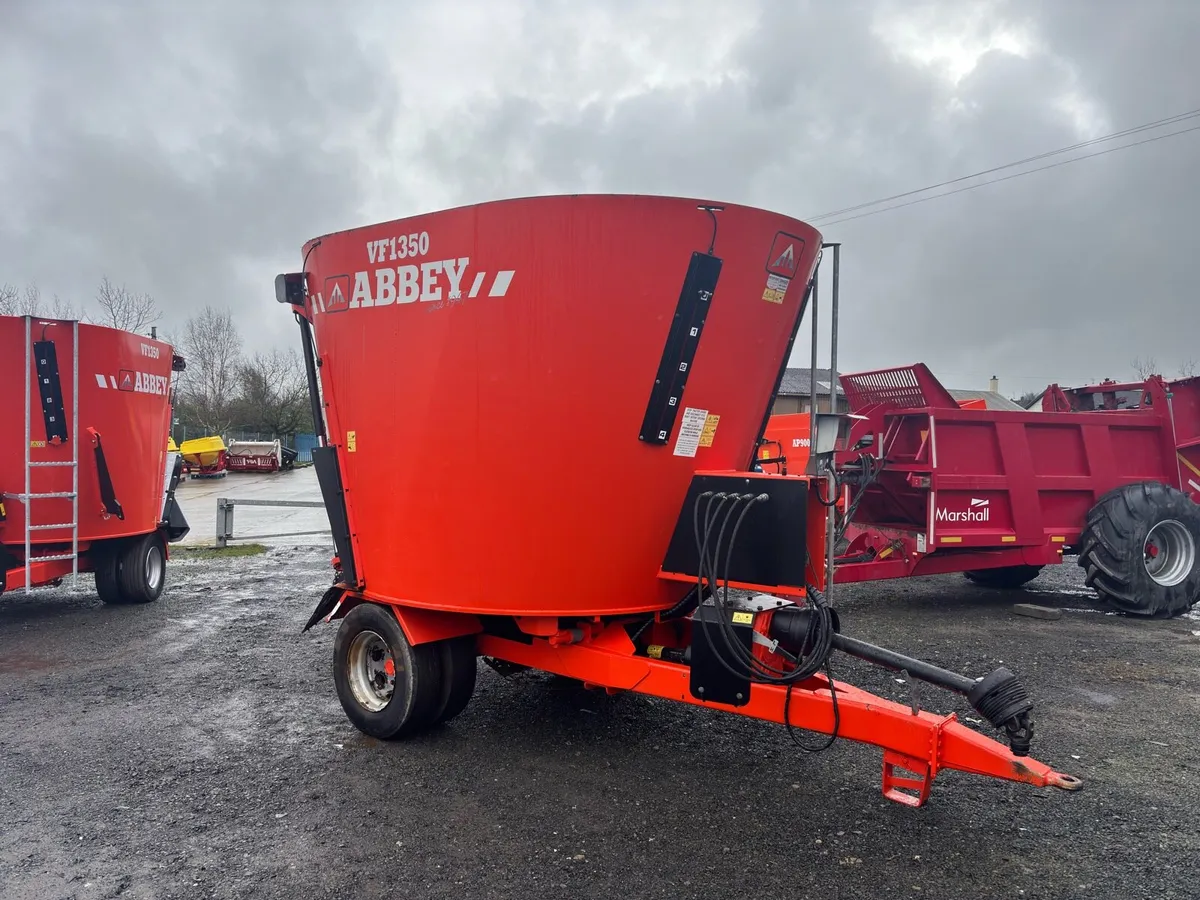 2020 Abbey VF1350 rear doors - Image 3