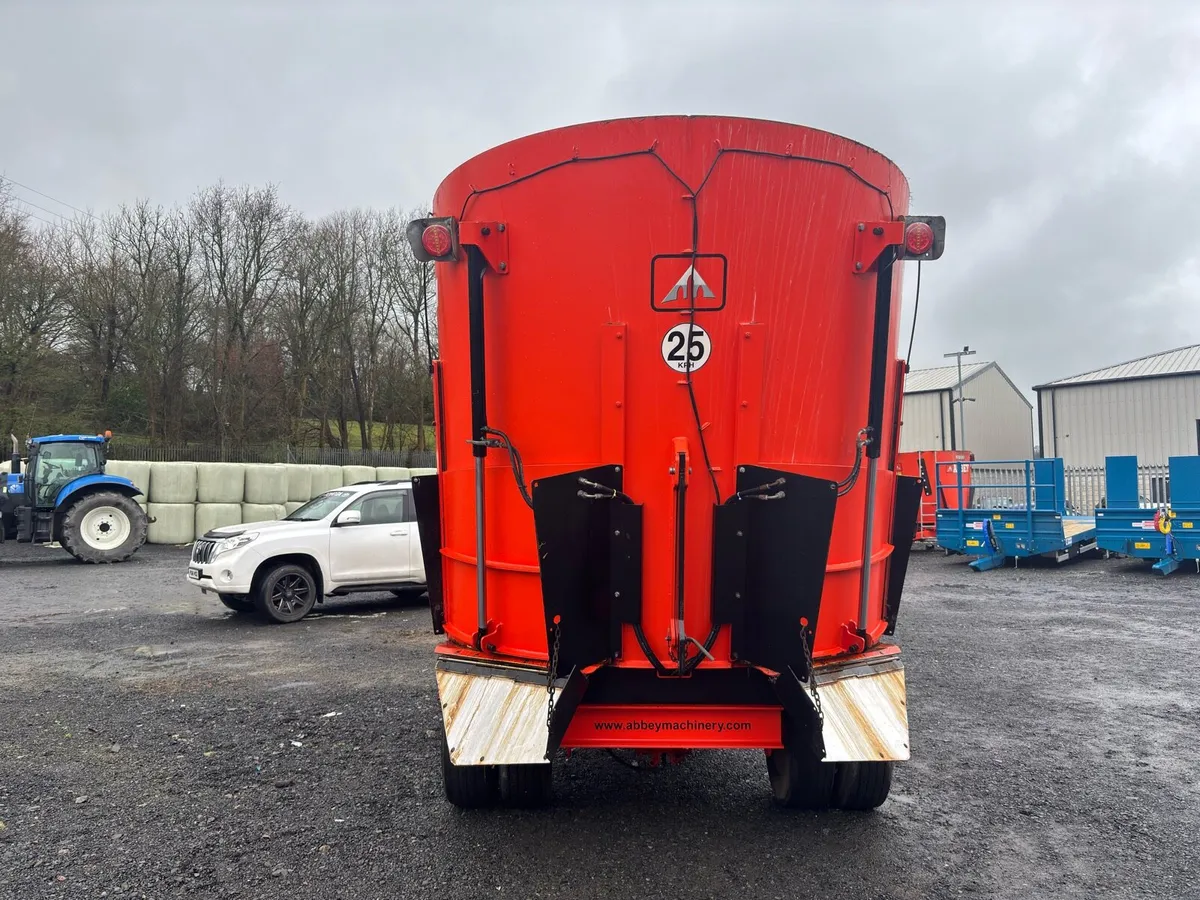 2020 Abbey VF1350 rear doors - Image 4