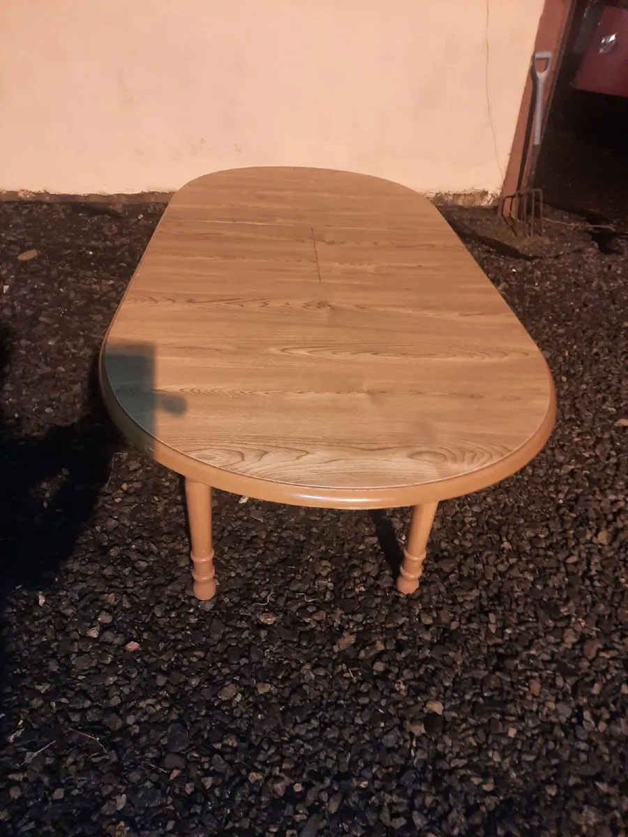 Kitchen table - Image 3