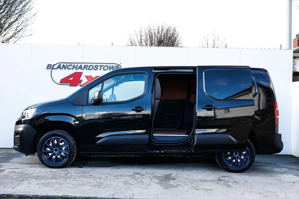 Citroen Berlingo LWB VATQ Only 10,000kms !!! - Image 3