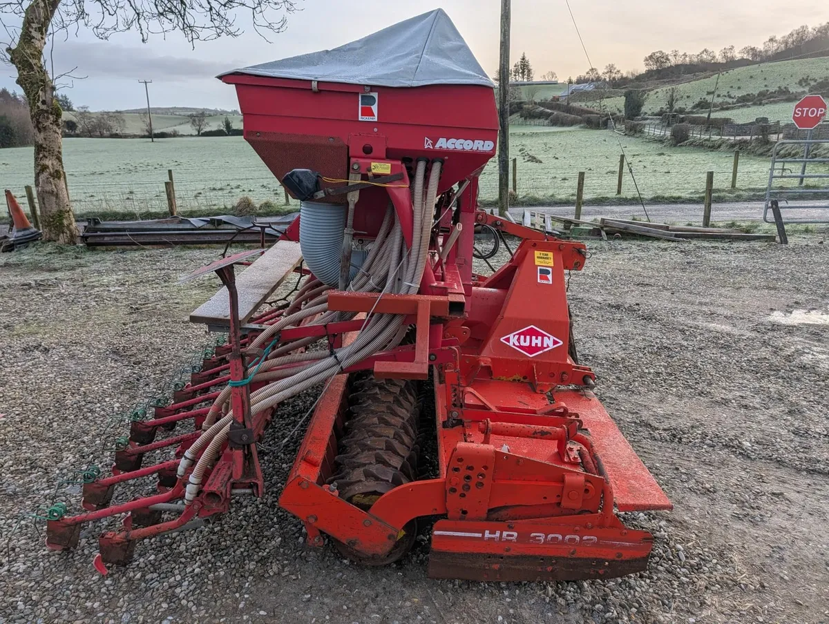 Kuhn 3002 one pass - Image 2