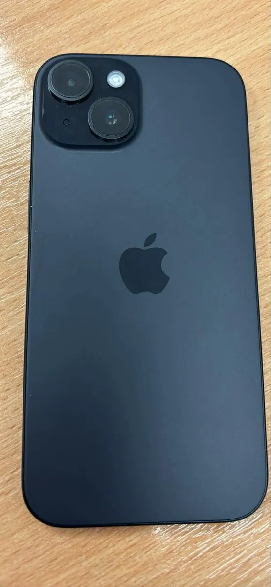 IPhone 15 - unlocked - Image 1