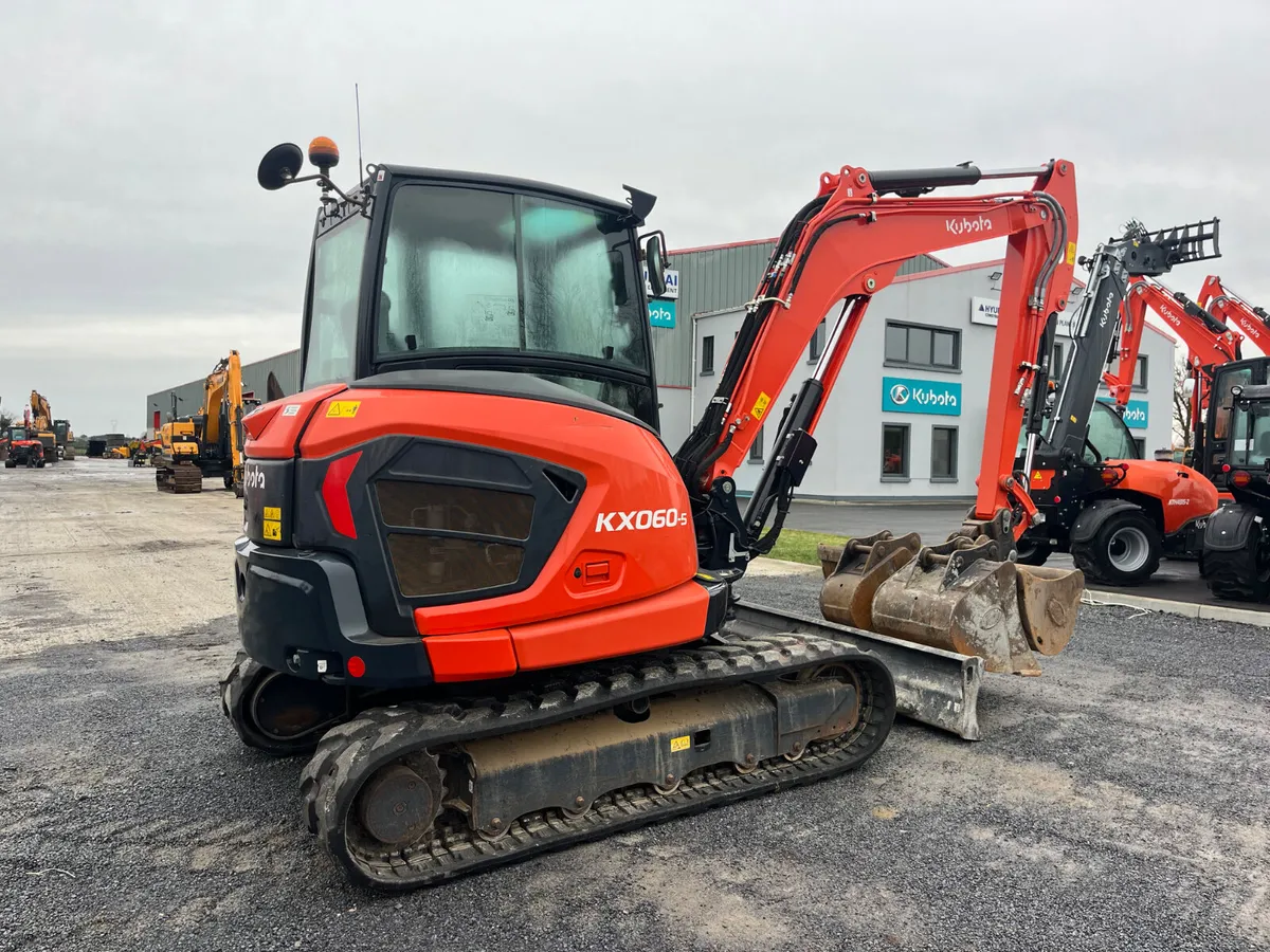 2022 Kubota KX060-5 - Image 4