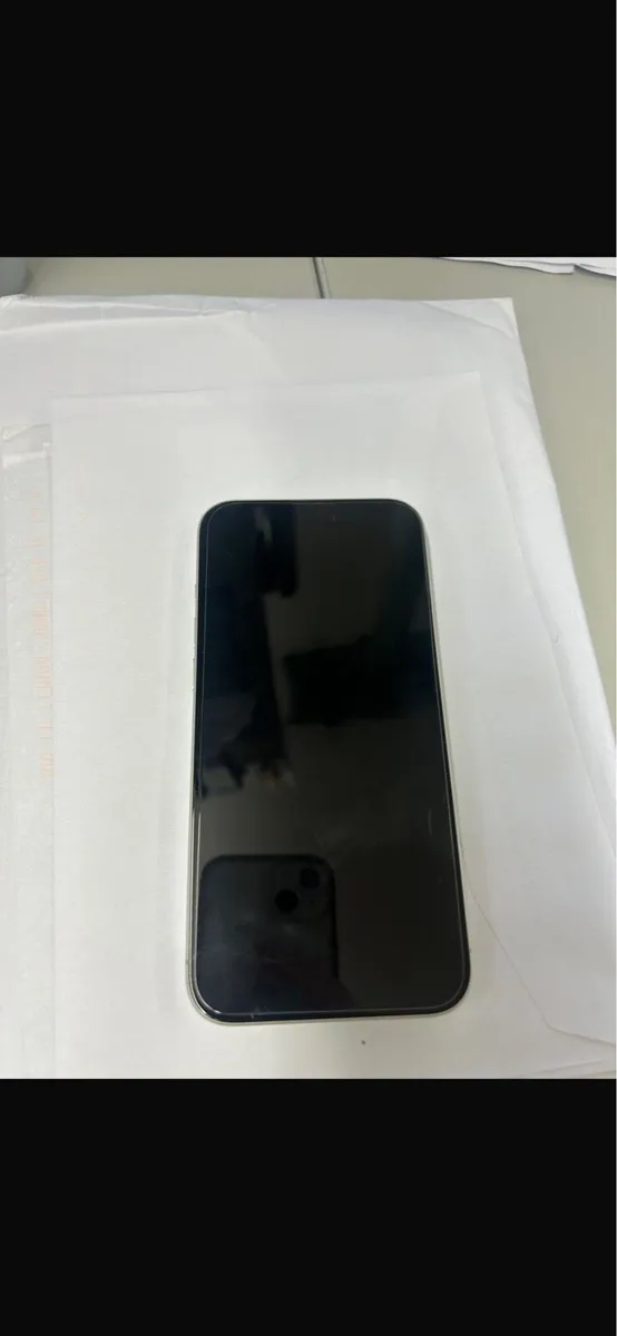 iPhone 16 Plus 256GB - Image 3