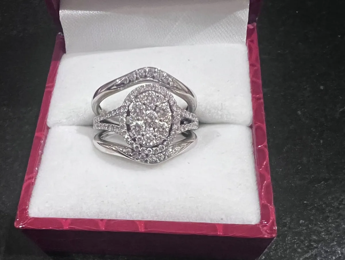 Wedding and engagement ring set - Image 4