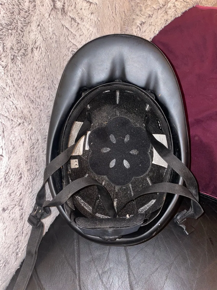 Horse riding dial up helmet - Image 4