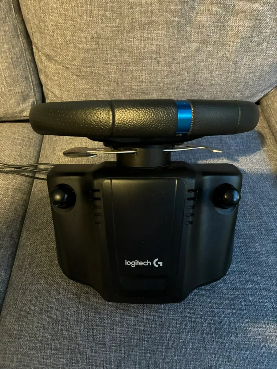 Logitech G29 
Racing Wheel & Pedals - Image 3