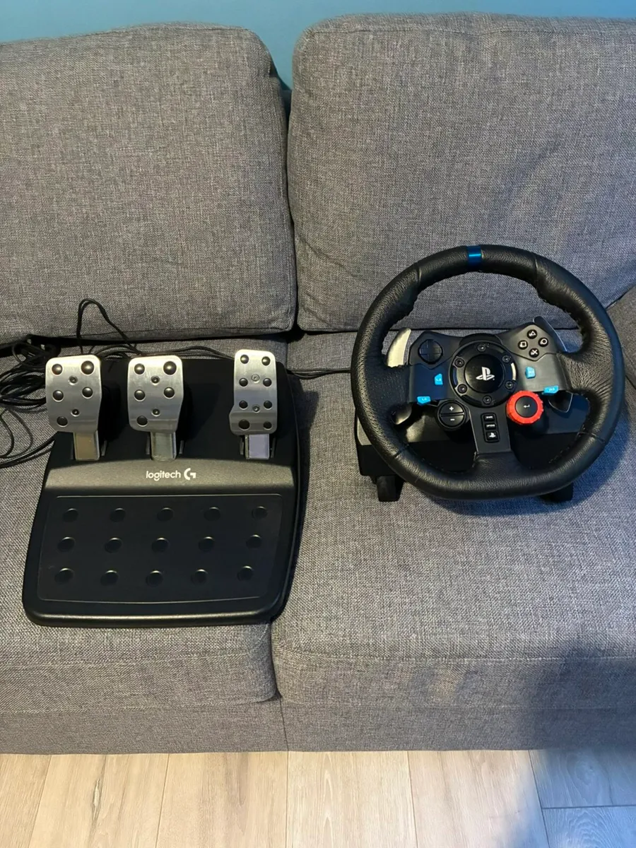 Logitech G29 
Racing Wheel & Pedals - Image 1