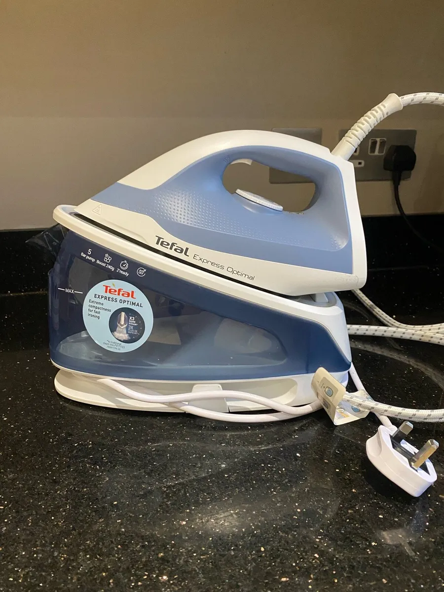 Tefal Iron & Steamer - Image 4