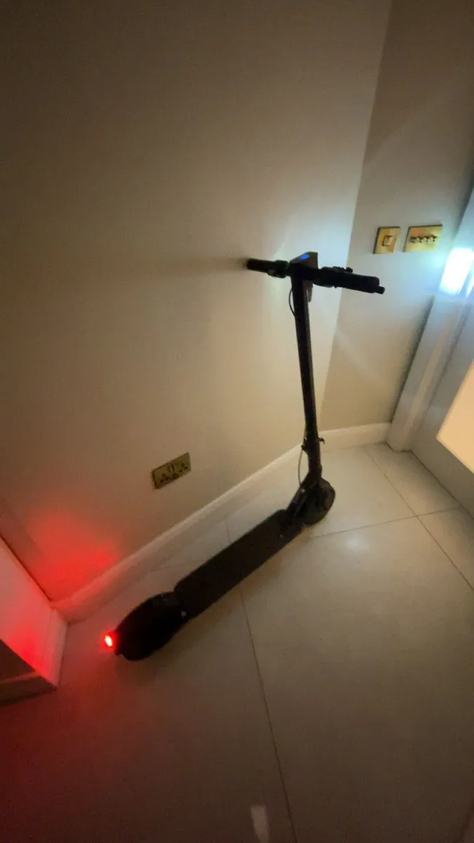 Electric scooter - Image 3