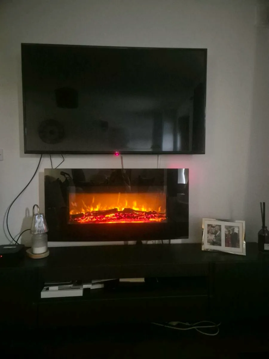 55 inch LG Smart Tv €300 - Image 2