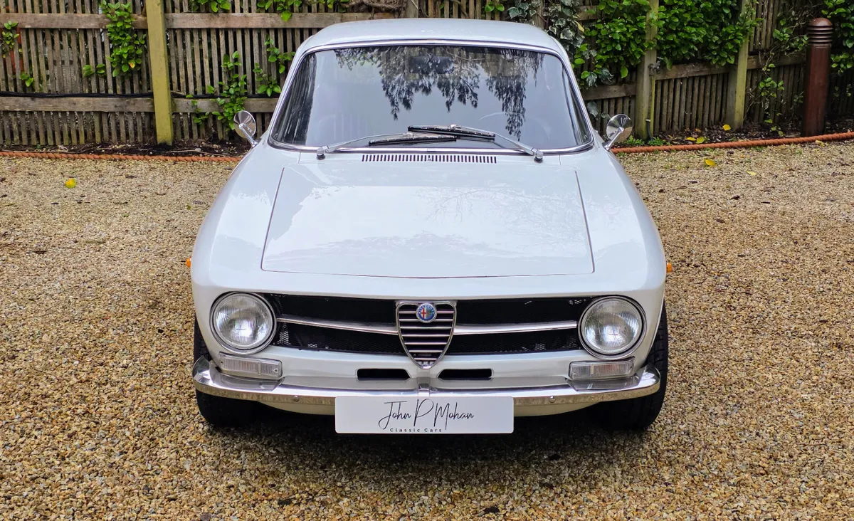 1971 Alfa Romeo 1300 GT Junior - Image 3