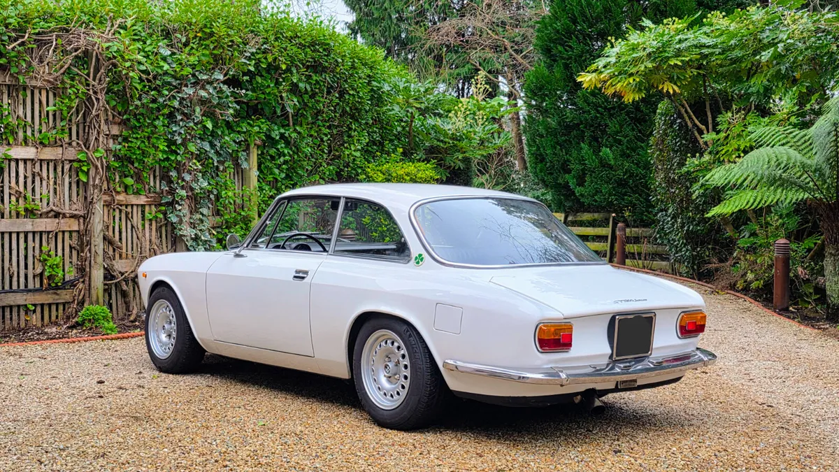 1971 Alfa Romeo 1300 GT Junior - Image 4
