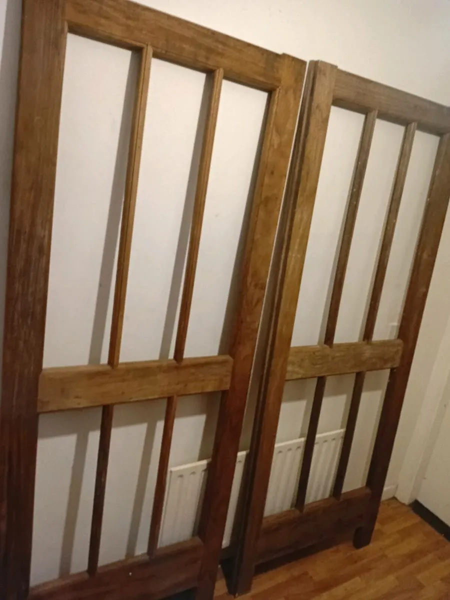 solid teak panel doors pair over 7ft - Image 2