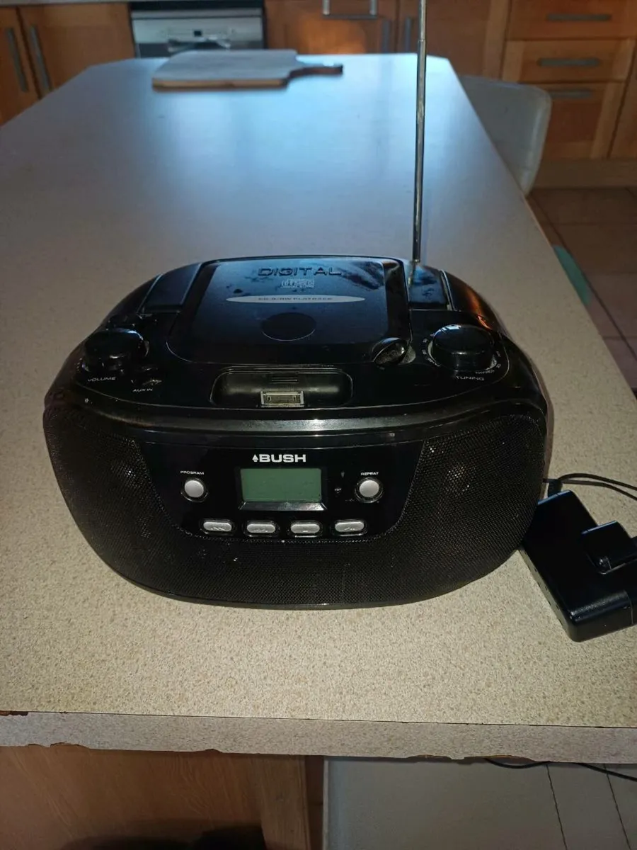 Busch Radio - Image 2