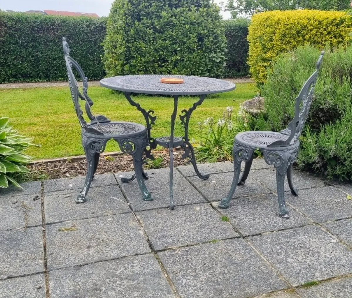 Vintage Victorian Garden Table & 4 Chairs - Image 2