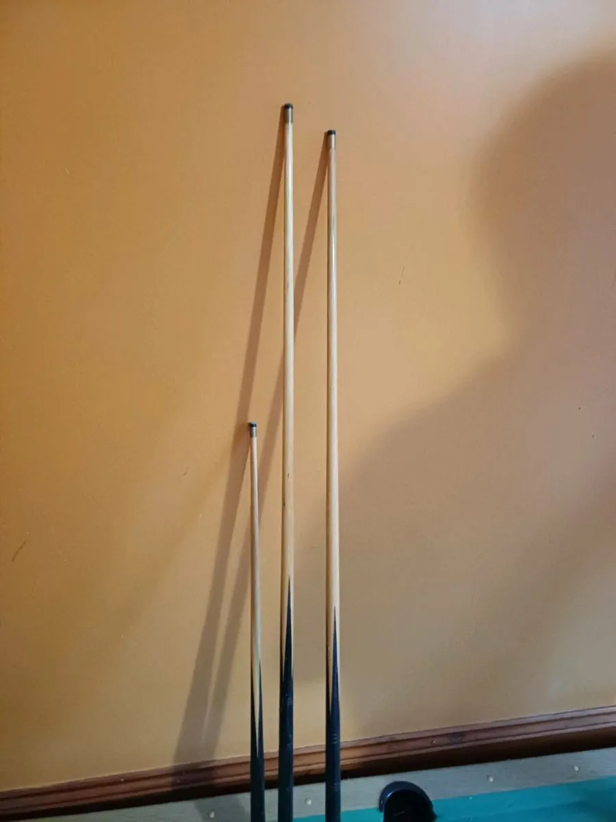 Pool Table - Image 2