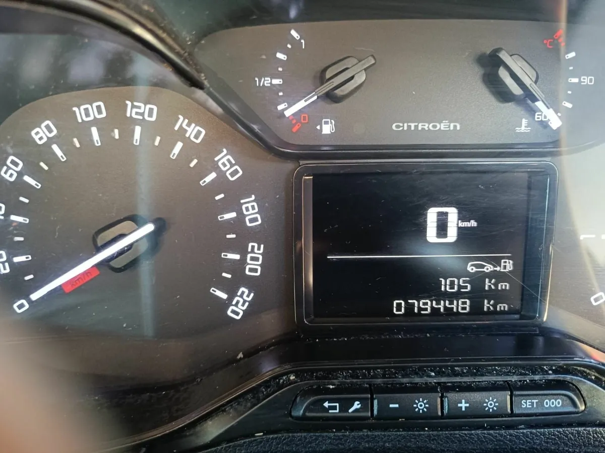 Citroen  2019 NEW MODEL. LOW MILEAGE. - Image 4