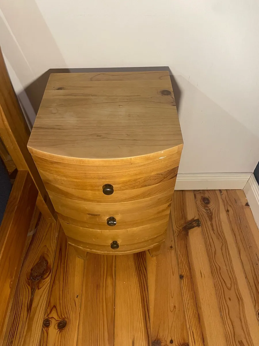 Bedside lockers - Image 1