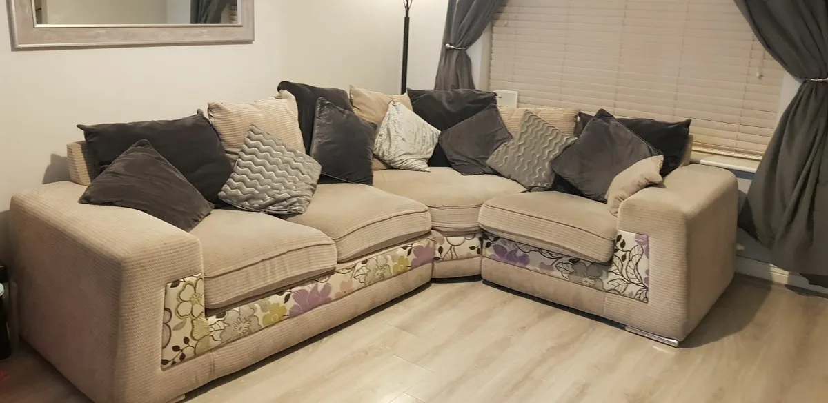 L shape sofa *FREE* - Image 1