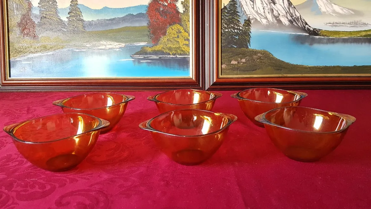 9 Piece Vereco France Amber Glass Selection - Image 3