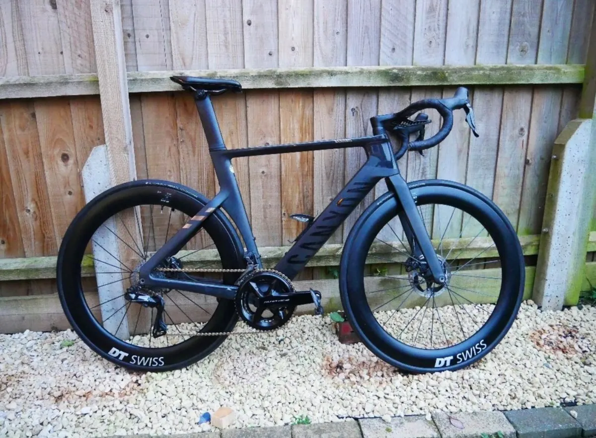 2023 Canyon Aeroad CFR Dura-Ace Di2  Matt Black/Go - Image 1