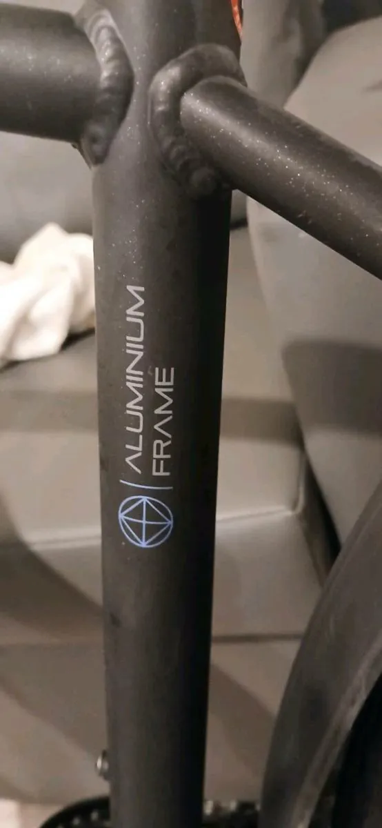 Carrera Crossfire hybrid E - Image 4