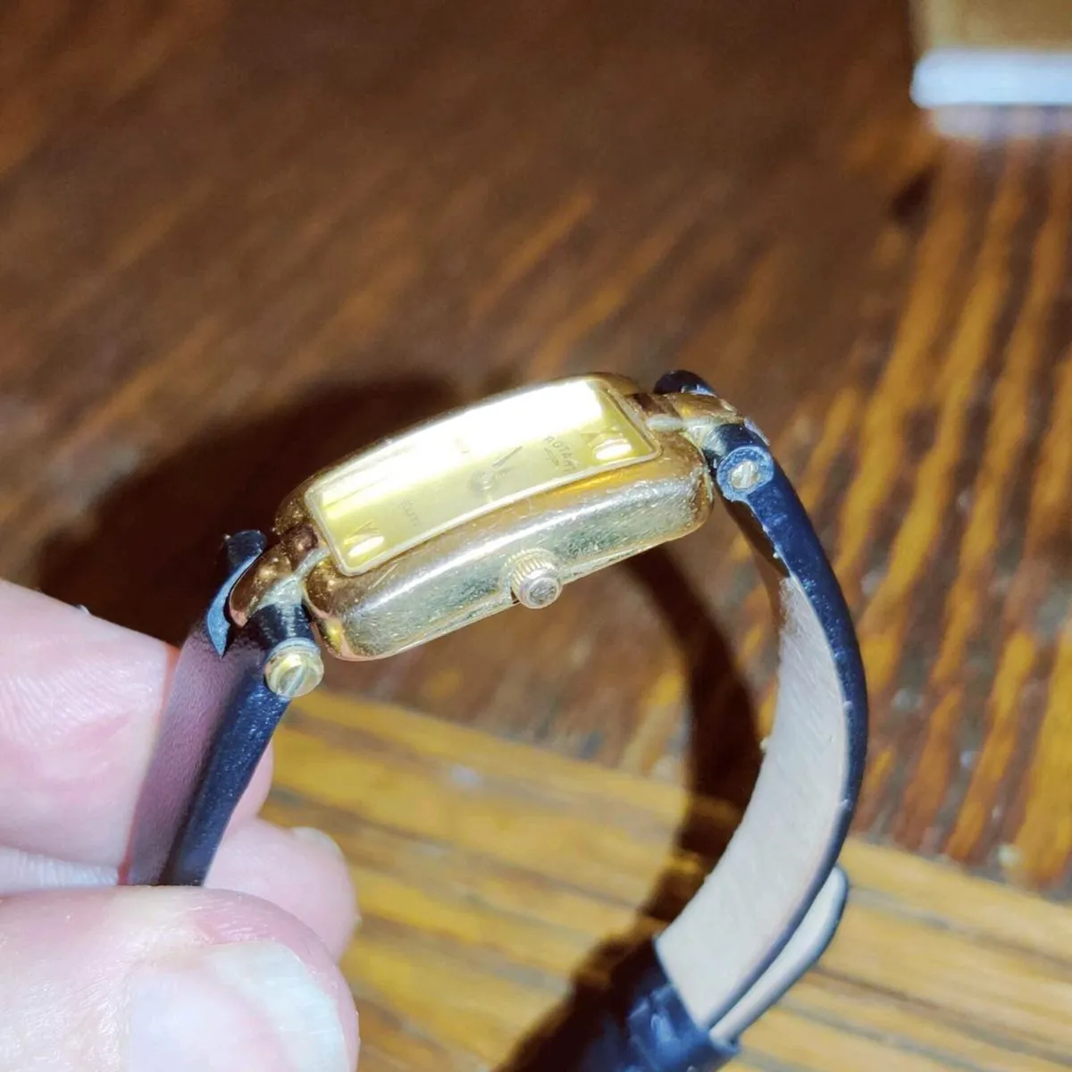 NEW ROTARY OBLONG, 9CT SOLID Gold Unisex Watch ! - Image 2