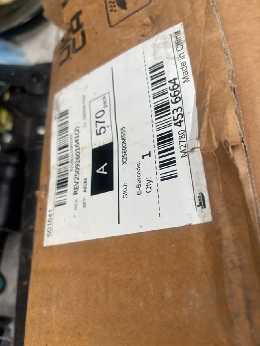 Black Treadmill - Image 2