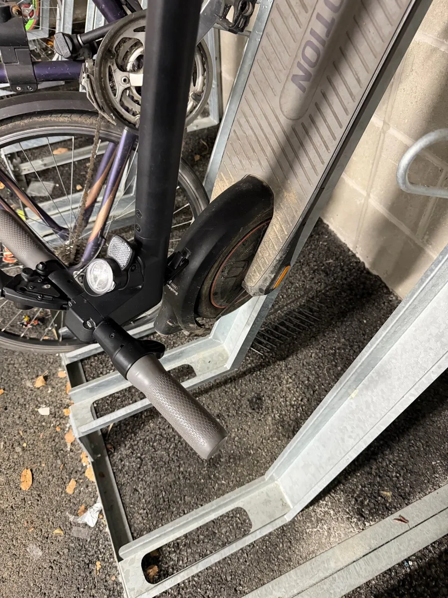 Inmotion Electric Scooter - Good battery - Image 3
