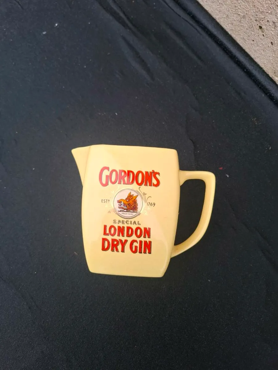 Gordon london dry gin pitcher - Image 1