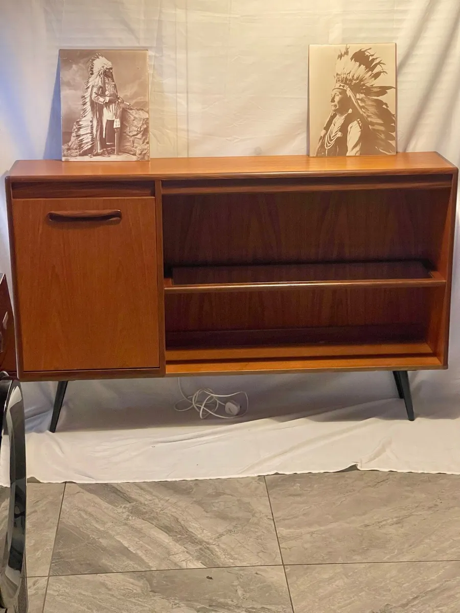 Mid century G Plan sideboard - Image 1