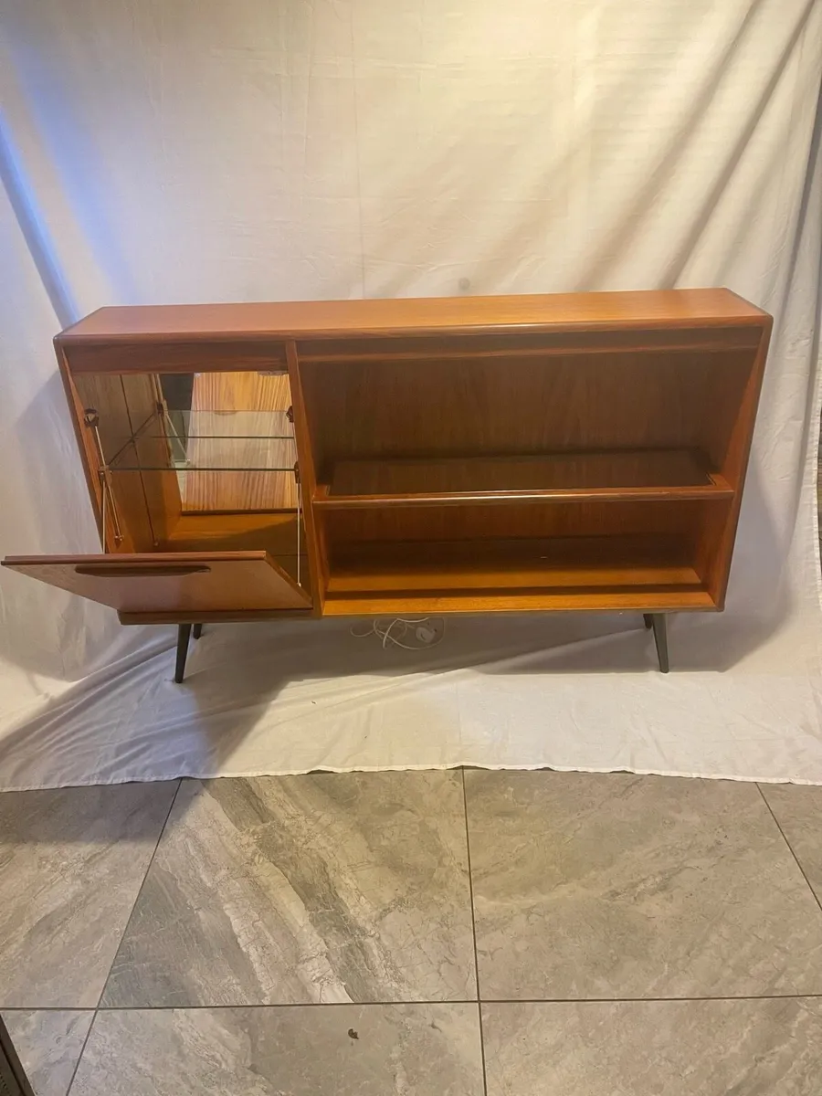 Mid century G Plan sideboard - Image 4
