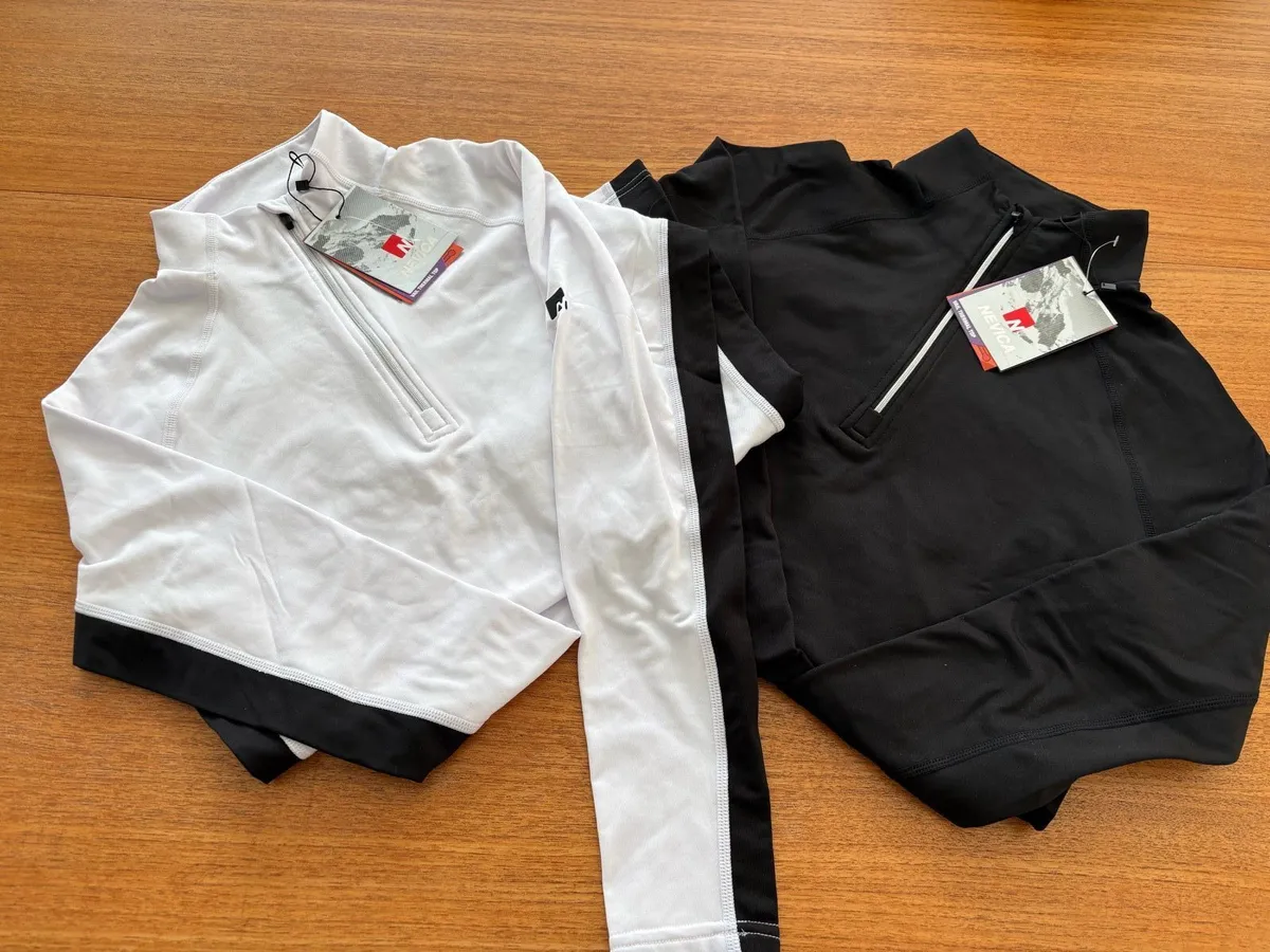 Ladies ski base layers - Image 1