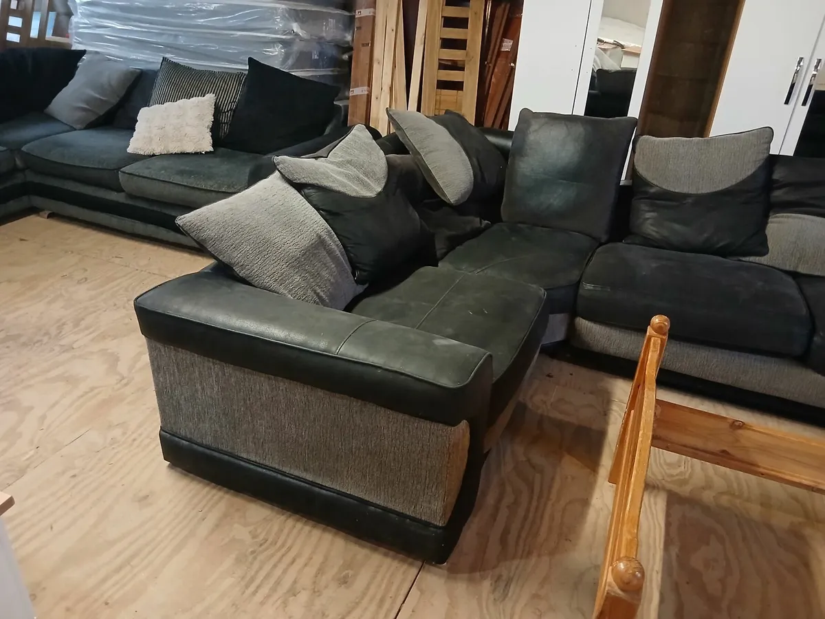 Sofas - Image 4