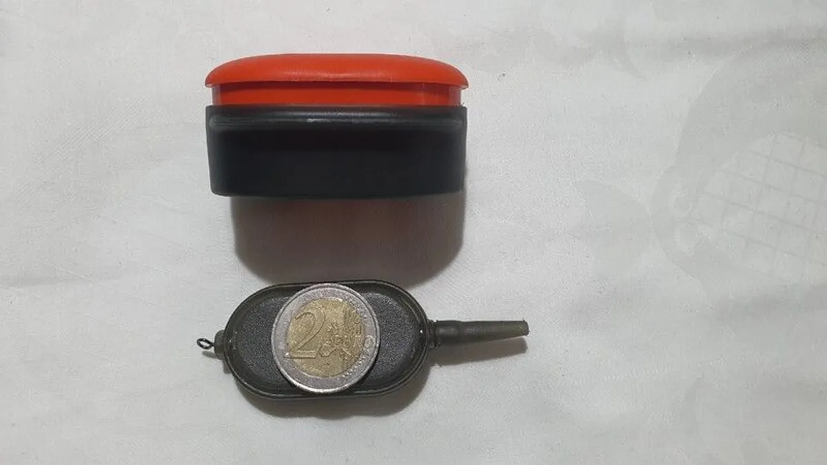 NEW - Size L - Set of 10 Mixed Weight (3x20g) + (1x30g) + (6x40g) - ARC Flat Method Feeders + Quick Release Mould - Carp Tench Bream Feeder Method Pellet Dumbells Hybrid Roach - Image 2