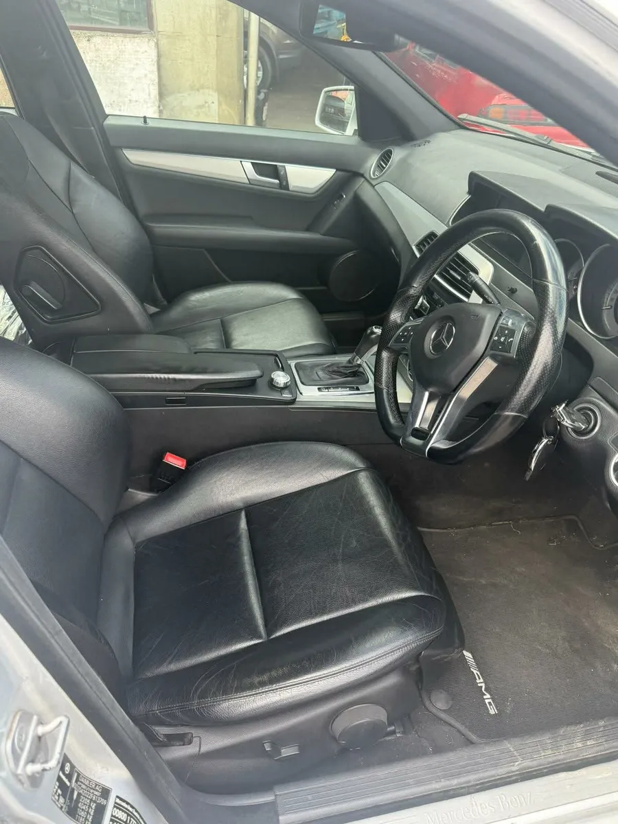 MERC C220 CDI AMG SPEC PARTS - Image 3