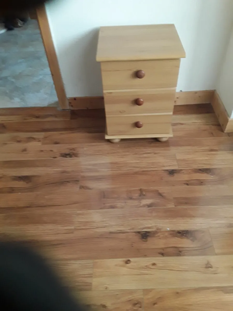 Tree draw Locker good condition - Image 1