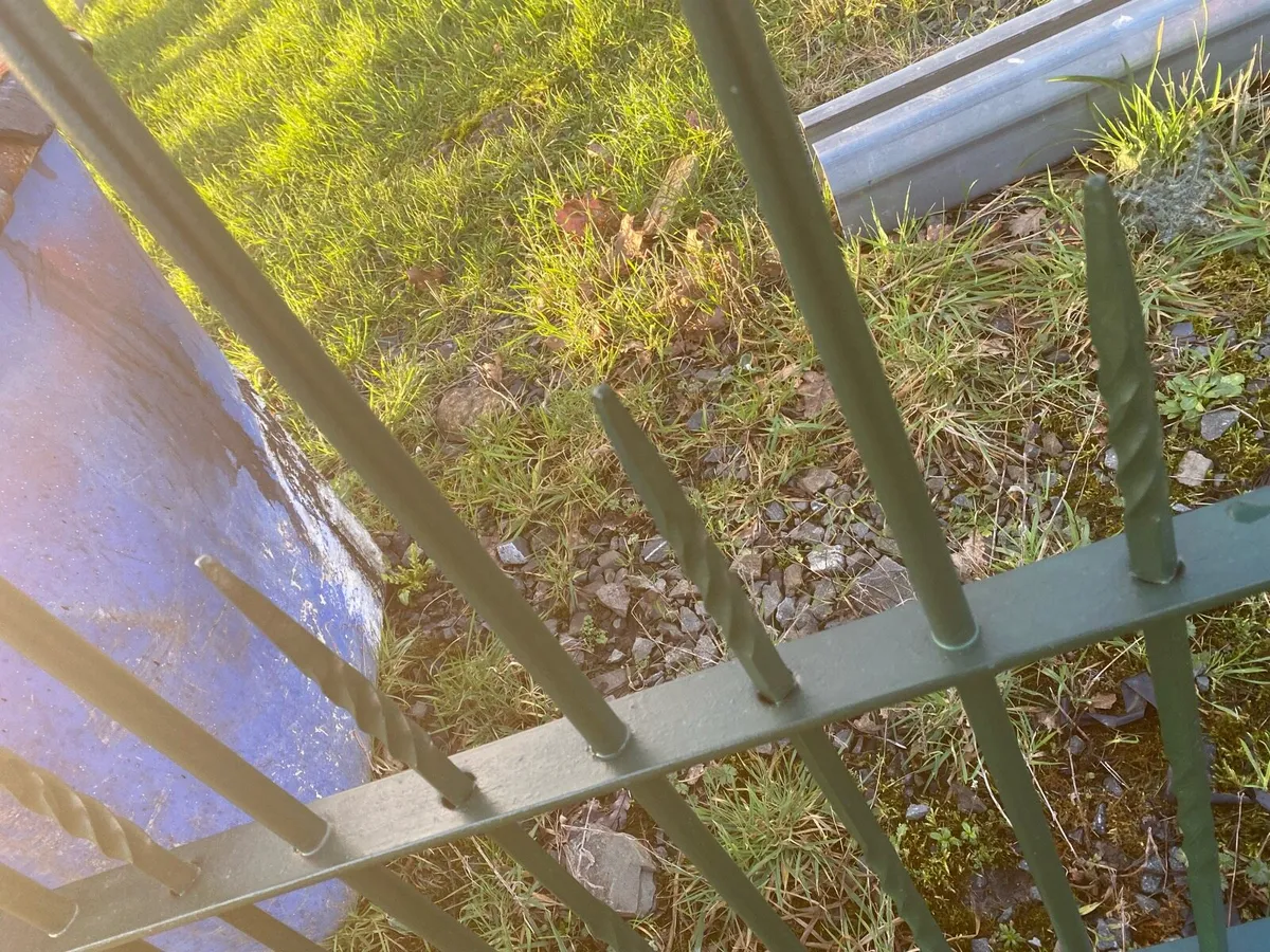 14’ entrance gates - Image 2