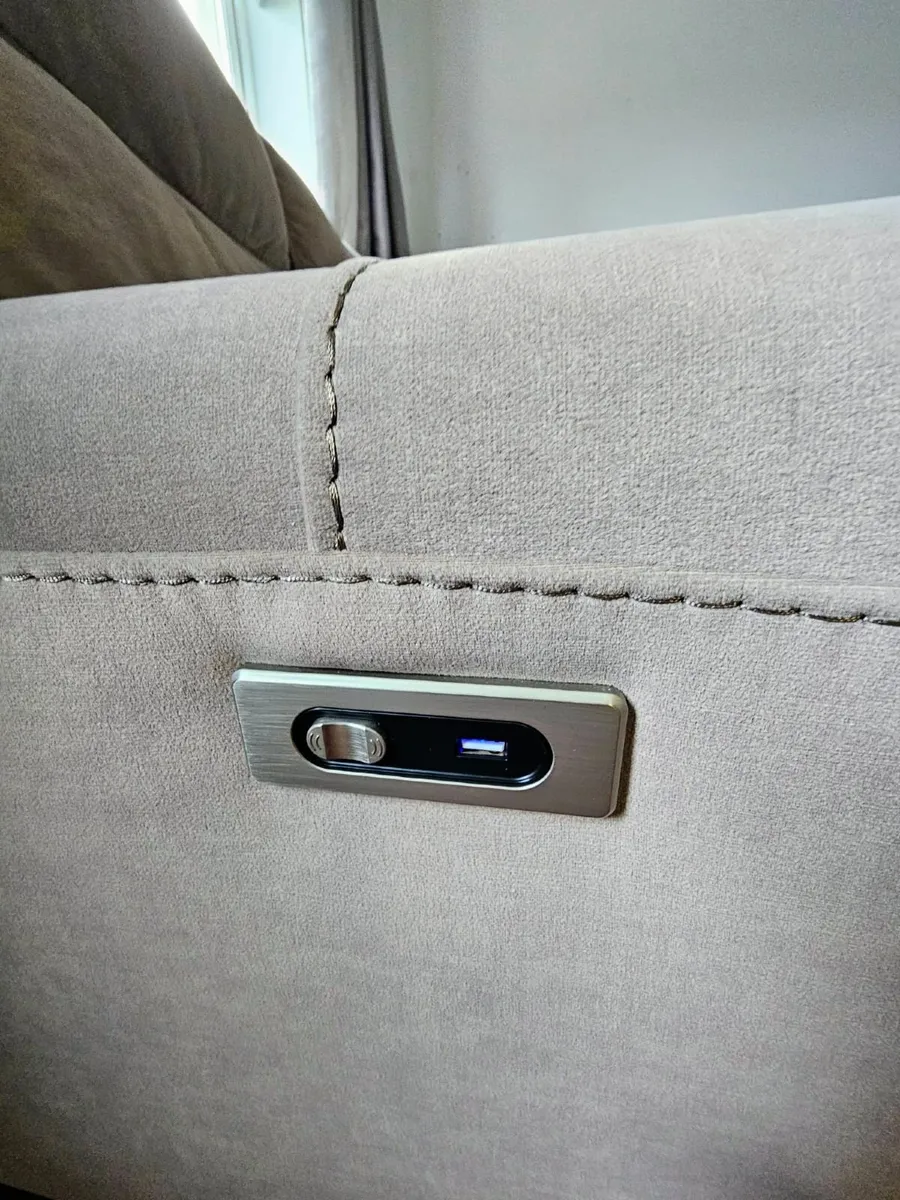 Electric Recliner Two Seater Couch - Image 2
