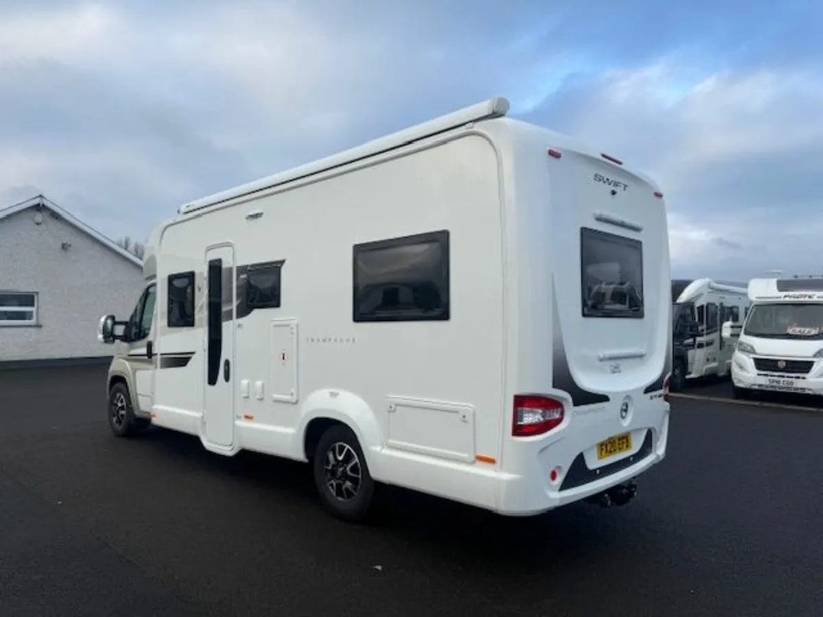 2020 SWIFT CHAMPAGNE 674 4 BERTH MOTORHOME - Image 3