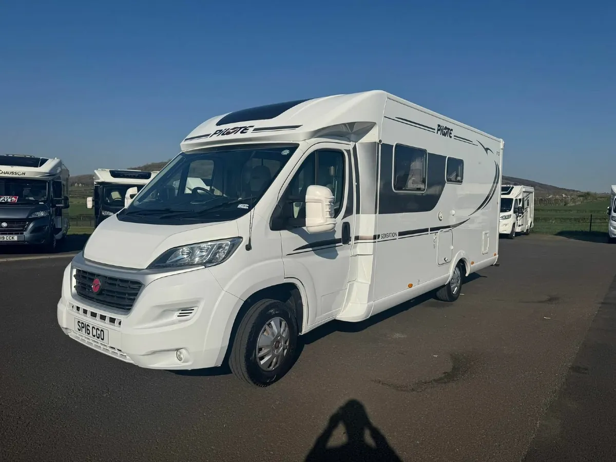 2016 PILOTE SENSATION P710 4 BERTH MOTORHOME - Image 1