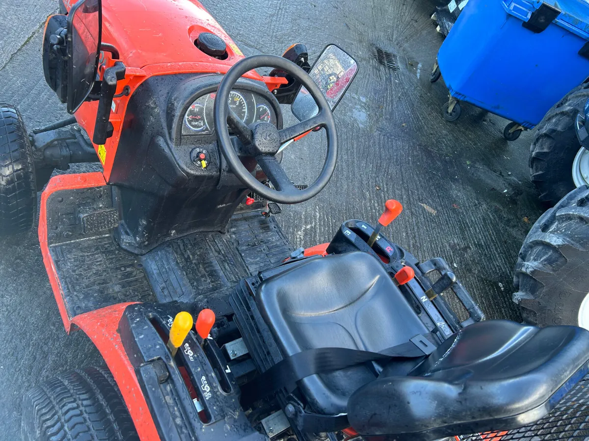 Kubota B1-181 Compact Tractor - Image 2