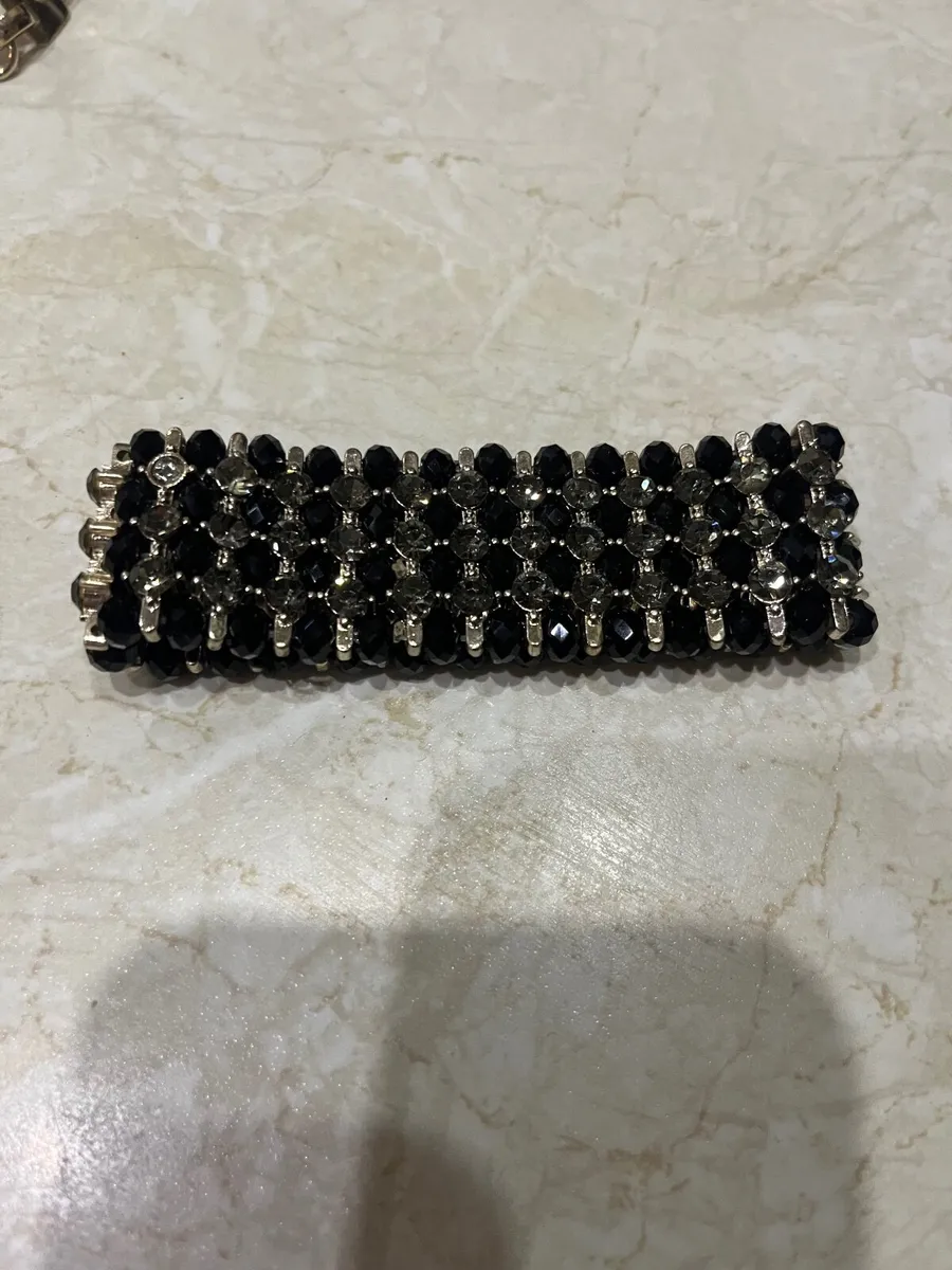 Selection of bracelets - Image 3