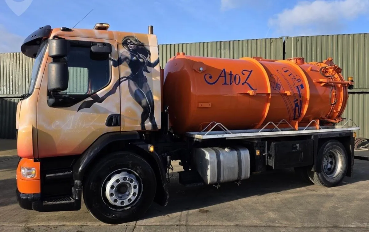 Vacuum tanker - Image 3